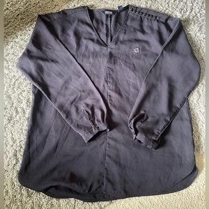 Lands’ End chase bank uniform top